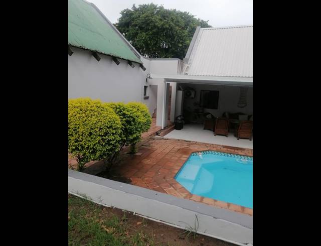 4 BEDROOM HOUSE FOR SALE IN MEER EN SEE